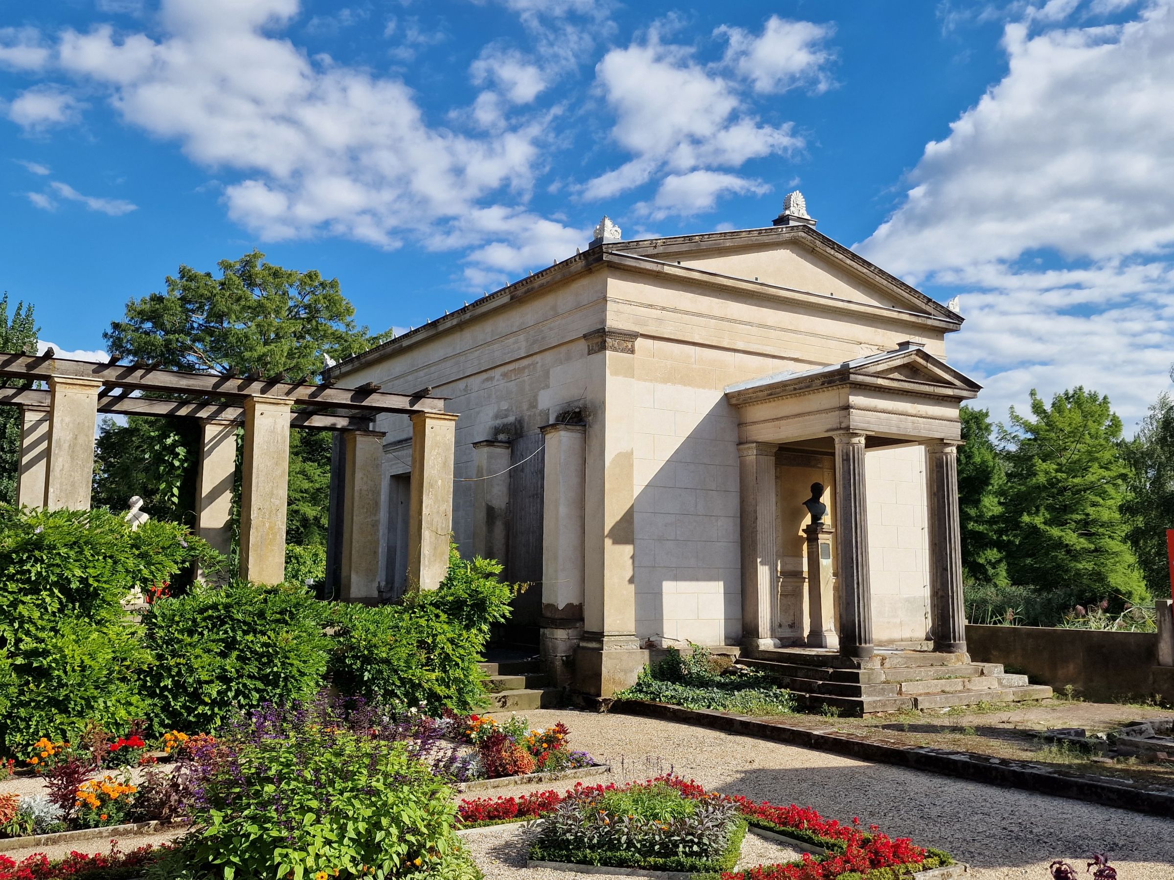 Tea pavilion