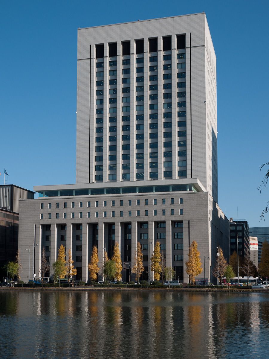 DN Tower 21